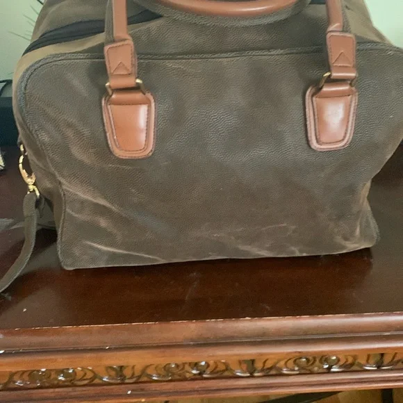 IT Luggage Brown Vintage Travel Bag with Leather/Suede Accents Vintage - Picture 2 of 14